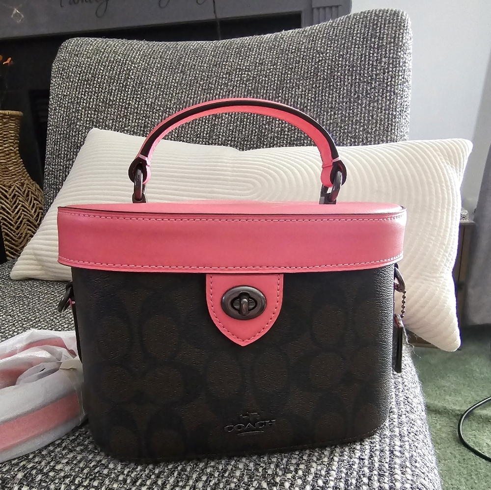Coach  Brown Pink Lemonade Signature Kay Crossbody